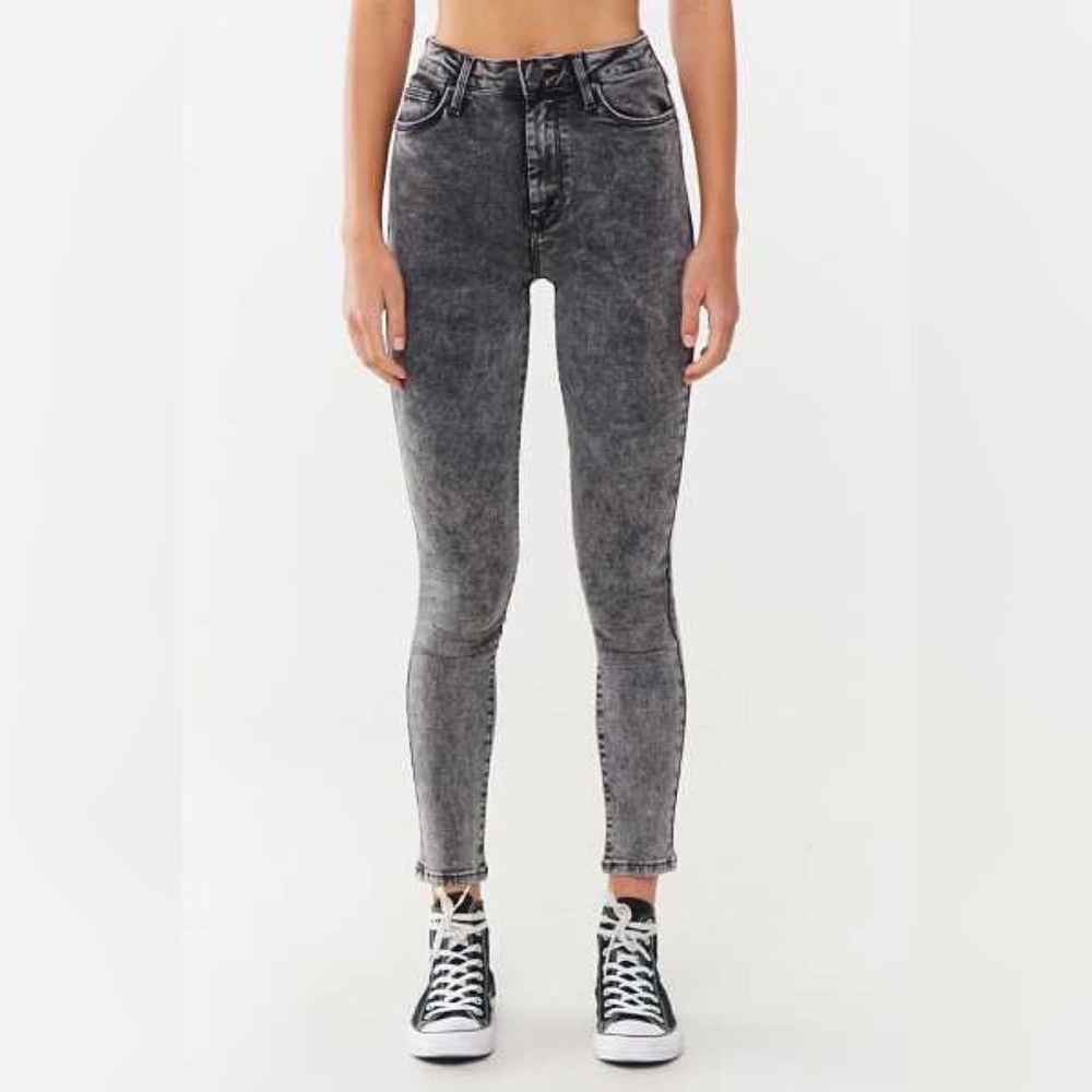 Acid-washed Jeans | Forever 21